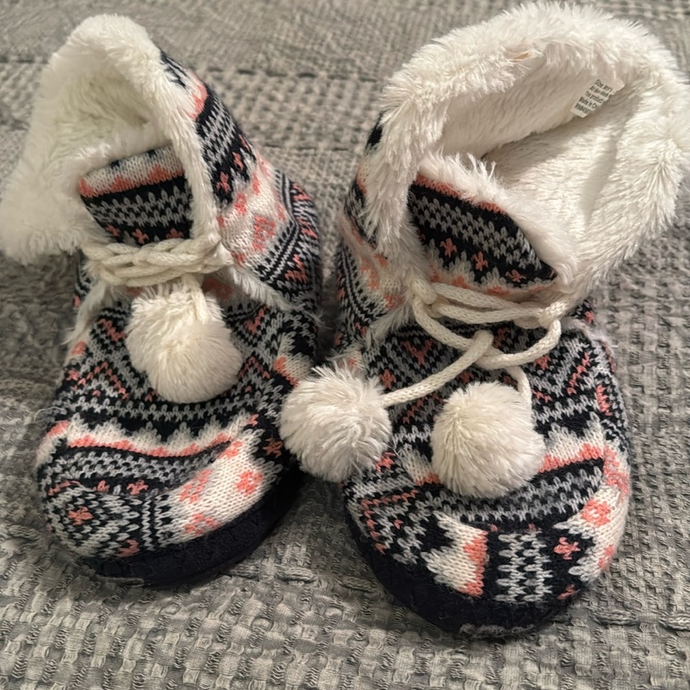 House slippers , women